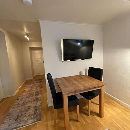 Revtind - Modern Apartment With Free Parking Narvik Buitenkant foto
